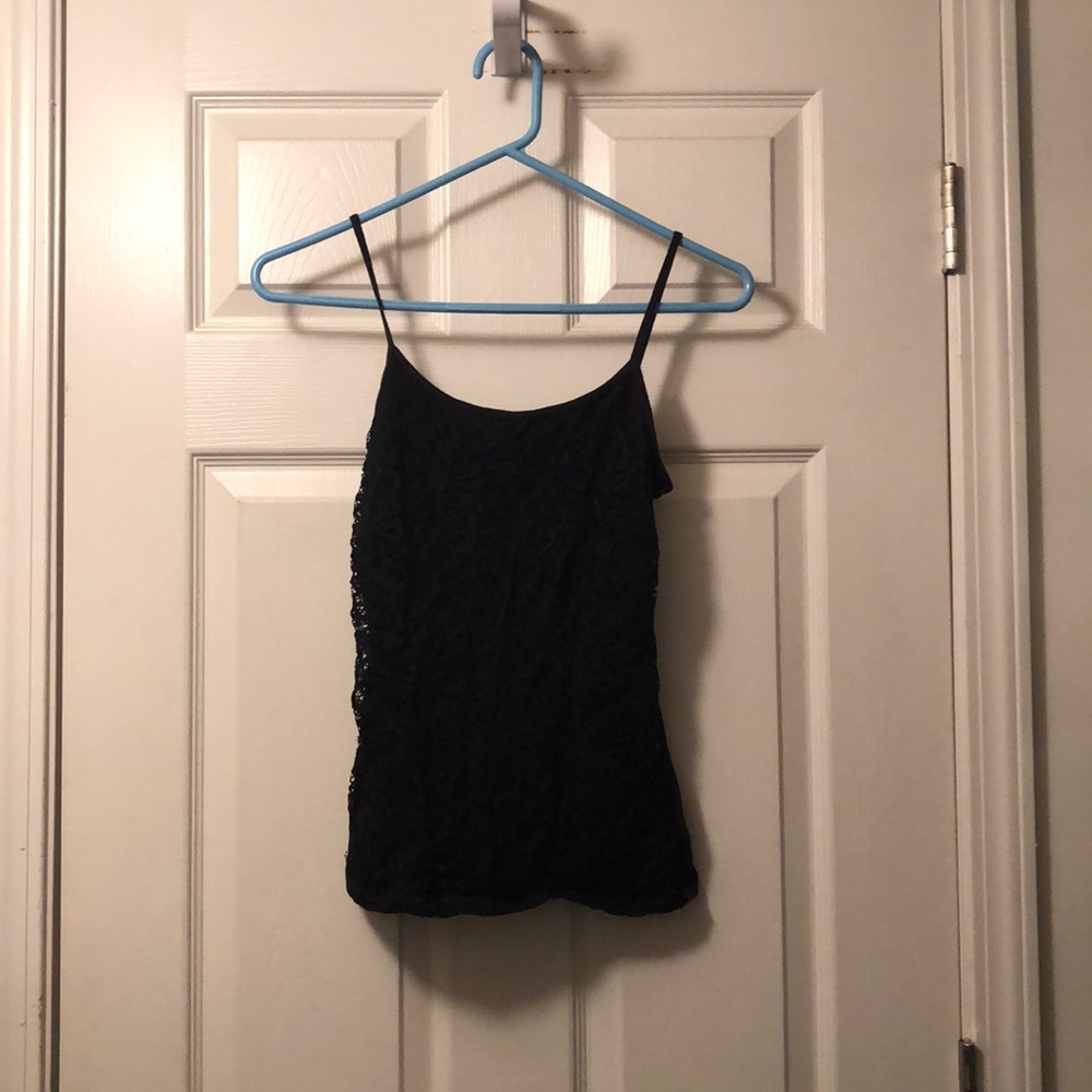 Layered design spaghetti strap tank top